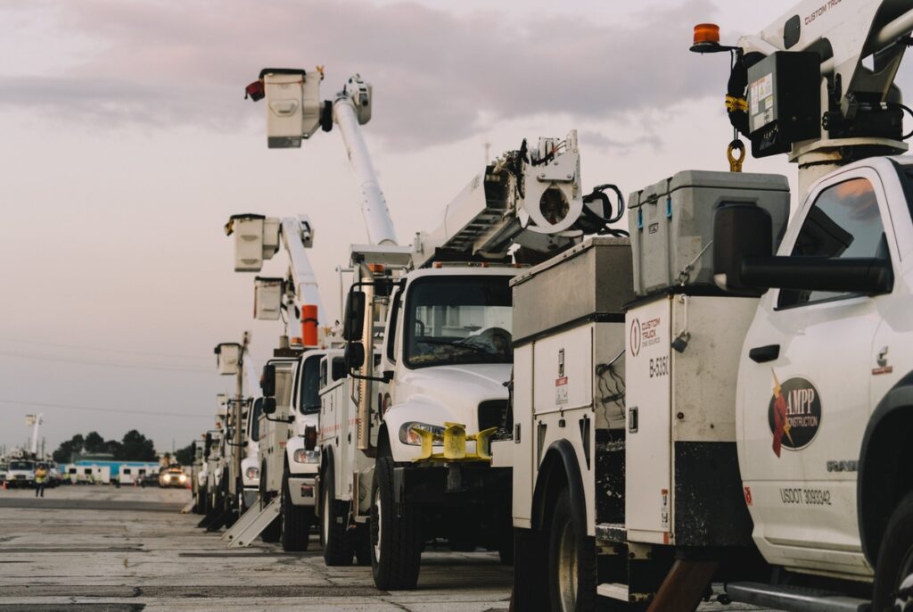 CenterPoint Energy settles rate case, will lower power costs for customers CenterPoint Energy settles rate case, will lower power costs for customers