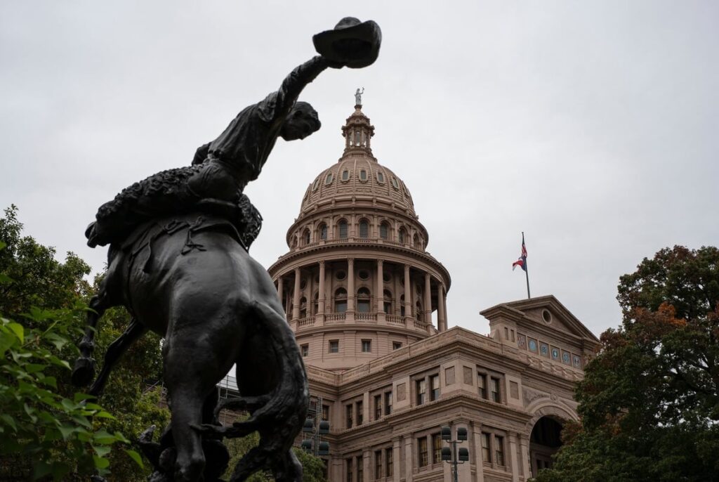 Texas budget writers prioritize school vouchers, teacher raises and border security in early drafts Texas budget writers prioritize school vouchers, teacher raises and border security in early drafts