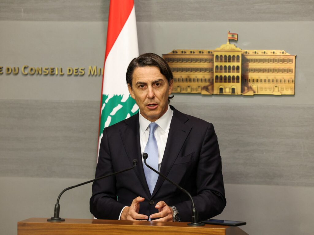US envoy says Israeli army will withdraw completely from south Lebanon US envoy says Israeli army will withdraw completely from south Lebanon