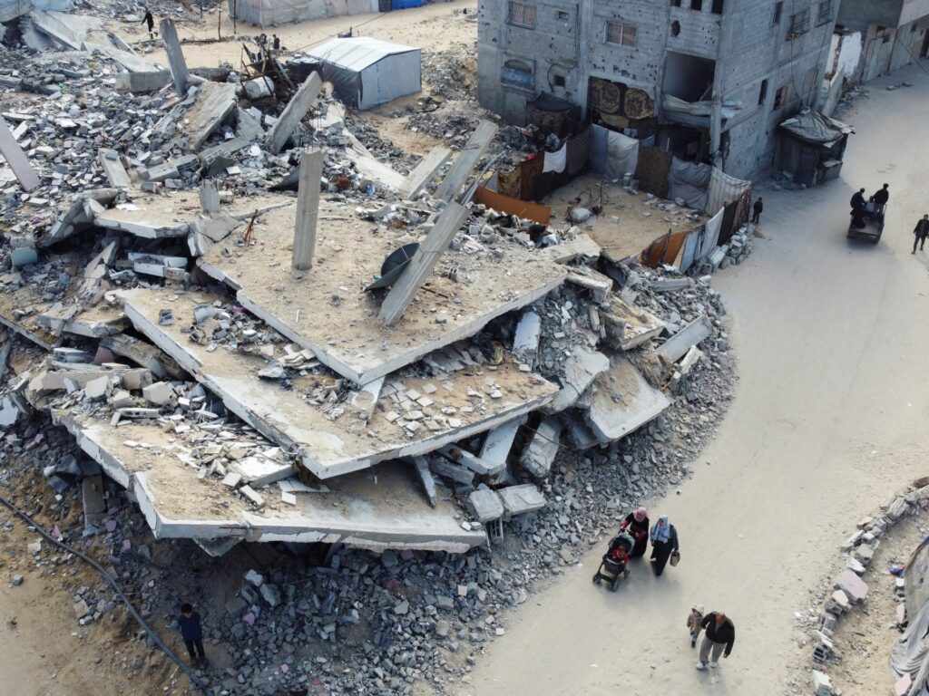 Aerial photos show scale of Israeli destruction in Gaza