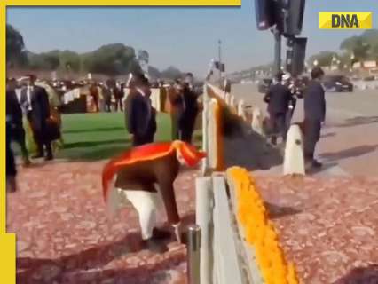 PM Modi picks up waste at Kartavya Path during Republic Day celebration, viral clip impresses netizens, WATCH PM Modi picks up waste at Kartavya Path during Republic Day celebration, viral clip impresses netizens, WATCH