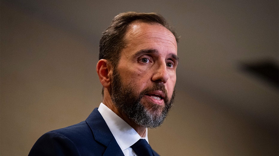 Former Trump co-defendants want judge to block Special Counsel Jack Smith report Former Trump co-defendants want judge to block Special Counsel Jack Smith report