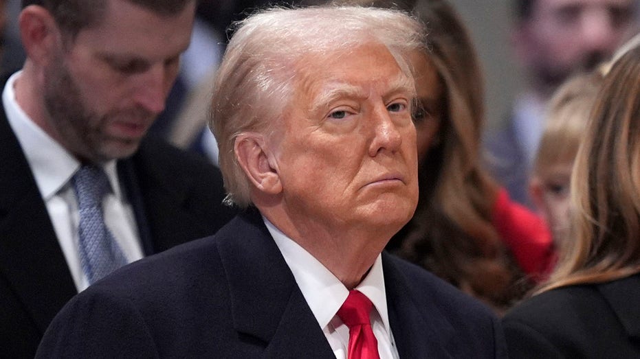 Reverend asks Trump to have ‘mercy’ on immigrants, LGBTQ children who ‘fear for their lives’ Reverend asks Trump to have ‘mercy’ on immigrants, LGBTQ children who ‘fear for their lives’