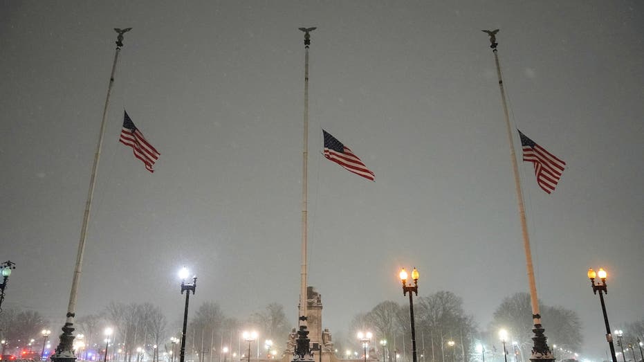 Abbott orders flags at full-staff for Trump’s inauguration despite one month order to honor Carter Abbott orders flags at full-staff for Trump’s inauguration despite one month order to honor Carter