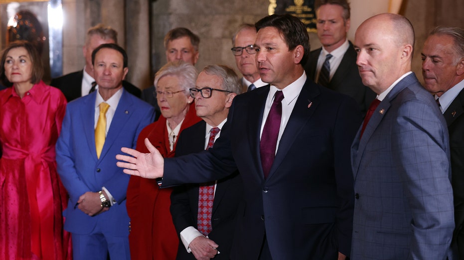 DeSantis calls for media to hold Democratic California leaders accountable for wildfires: ‘Have not seen that’ DeSantis calls for media to hold Democratic California leaders accountable for wildfires: ‘Have not seen that’