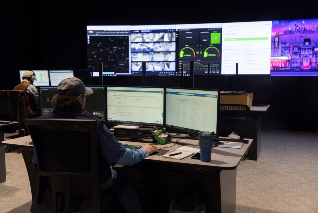 As Texas’ energy demand soars, a pilot program looks to bolster grid with “virtual power plants” fueled by people’s homes As Texas’ energy demand soars, a pilot program looks to bolster grid with “virtual power plants” fueled by people’s homes