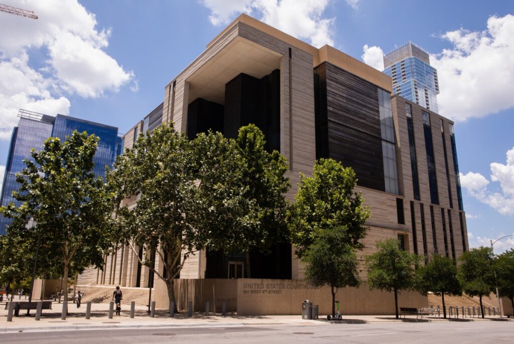 How the Supreme Court of the United States and federal courts work and affect Texans How the Supreme Court of the United States and federal courts work and affect Texans