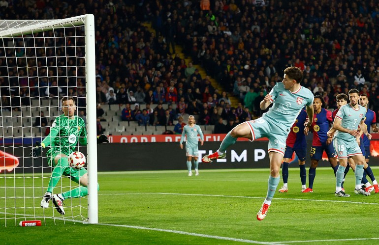 Barcelona and Atletico Madrid share eight-goal Copa del Rey thriller Barcelona and Atletico Madrid share eight-goal Copa del Rey thriller