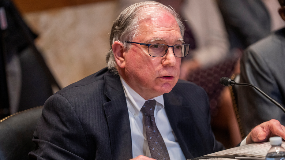 NIH principal deputy director, who led agency during COVID, resigns abruptly NIH principal deputy director, who led agency during COVID, resigns abruptly
