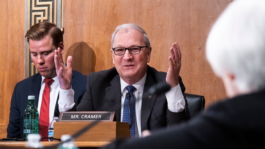 GOP senator suffers seizure, brain bleed after falling on ice GOP senator suffers seizure, brain bleed after falling on ice