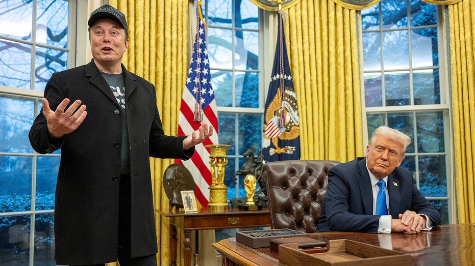 Trump admin to direct agency heads to prep for ‘large-scale reductions in force,’ reorganization by March 13 Trump admin to direct agency heads to prep for ‘large-scale reductions in force,’ reorganization by March 13
