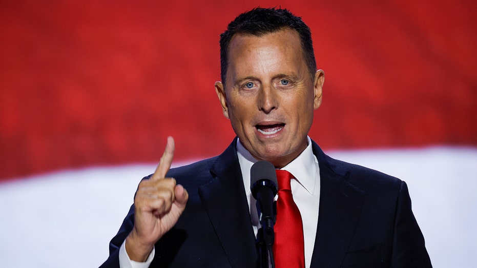 Top Trump official rallies behind president amid backlash for ‘dictator’ attack on Zelenskyy Top Trump official rallies behind president amid backlash for ‘dictator’ attack on Zelenskyy