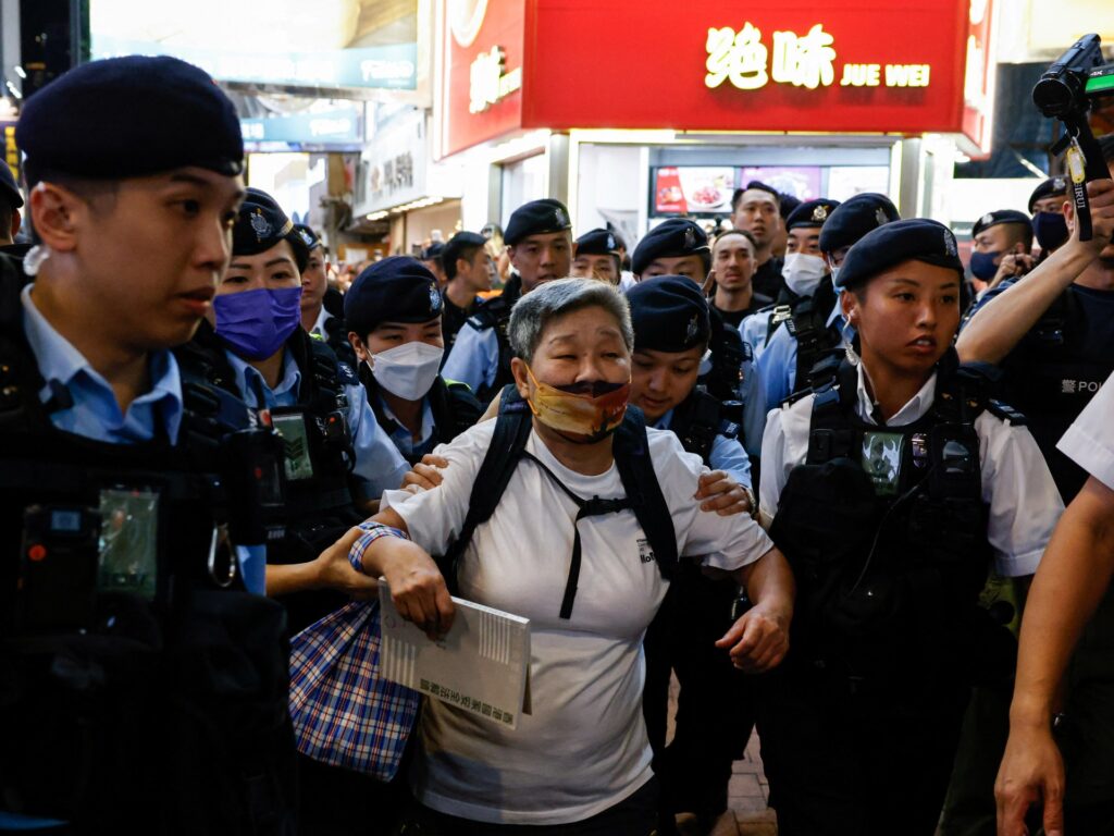 US slaps sanctions on top Chinese, Hong Kong officials for rights abuses