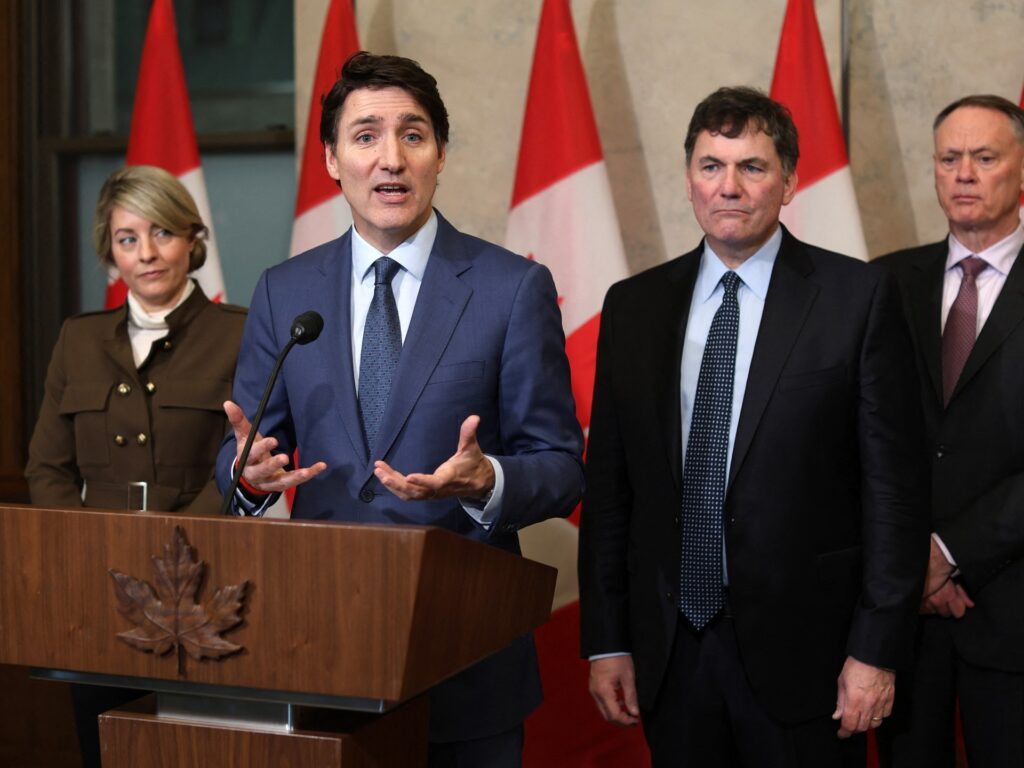 Trump threatens further tariff hikes after Canada retaliates Trump threatens further tariff hikes after Canada retaliates