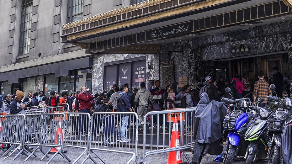 NYC gives migrants more ways to obtain city ID making it easier for them to get benefits, housing: report NYC gives migrants more ways to obtain city ID making it easier for them to get benefits, housing: report