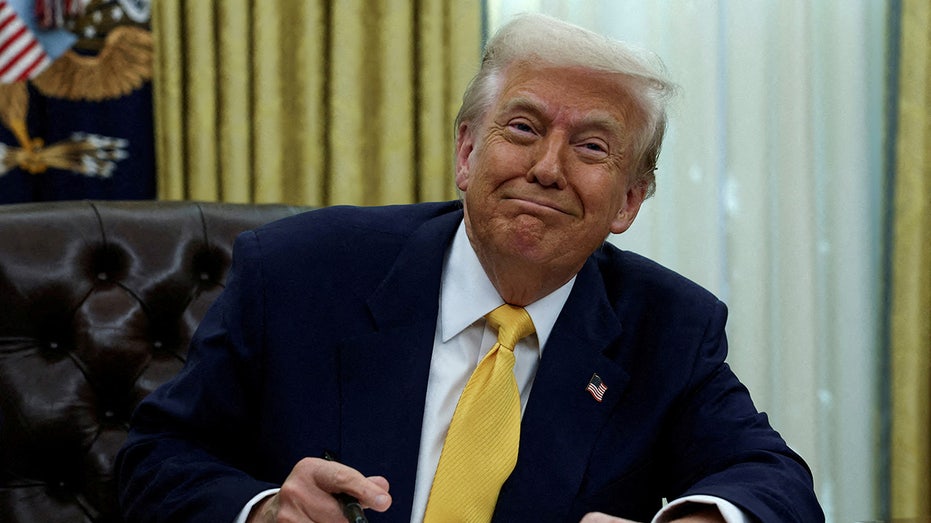 Trump draws laughs when defining a ‘woman’ — until he touches on a serious issue Trump draws laughs when defining a ‘woman’ — until he touches on a serious issue
