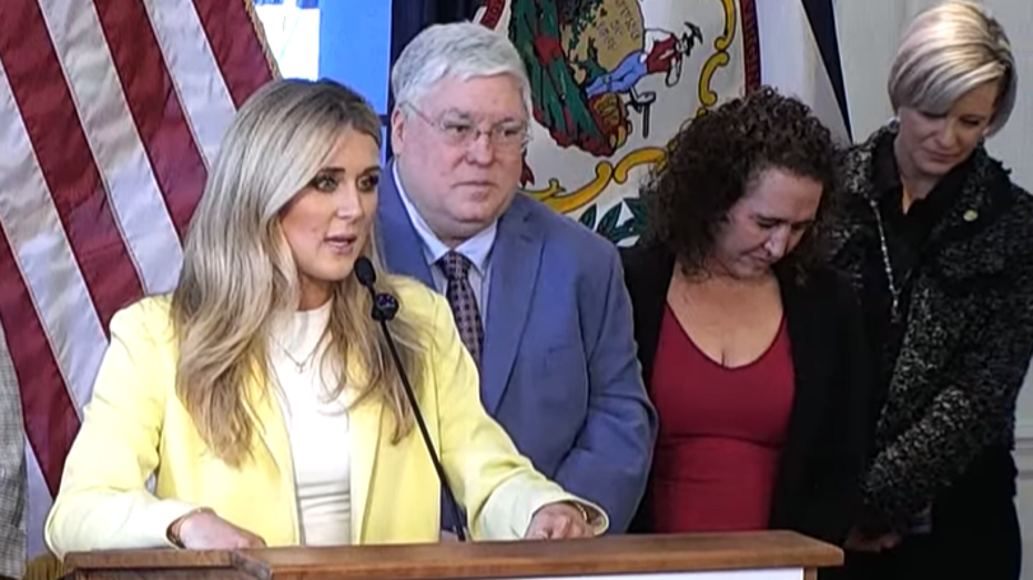 ‘Riley Gaines Act’ signed: WV governor inspired by 14-year-old shot-putter who refused to compete against male ‘Riley Gaines Act’ signed: WV governor inspired by 14-year-old shot-putter who refused to compete against male