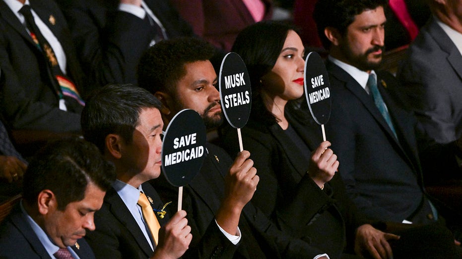 Fox News Politics Newsletter: Dems vs. Dems Fox News Politics Newsletter: Dems vs. Dems
