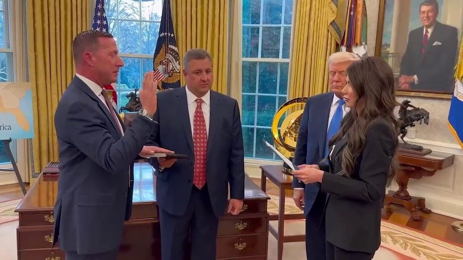 Sean Curran, agent who protected Trump at Butler rally, sworn in as new US Secret Service director Sean Curran, agent who protected Trump at Butler rally, sworn in as new US Secret Service director