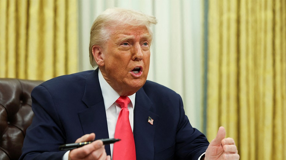 Trump cuts off federal resources for law firm that helped fuel 2016 Russia hoax Trump cuts off federal resources for law firm that helped fuel 2016 Russia hoax