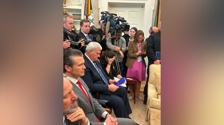 Ukraine ambassador’s reaction to fiery Trump-Zelenskyy Oval Office clash goes viral Ukraine ambassador’s reaction to fiery Trump-Zelenskyy Oval Office clash goes viral