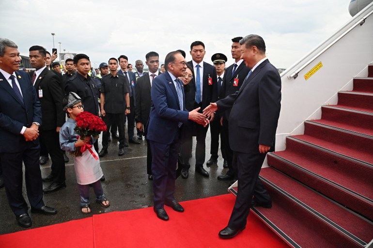 Xi arrives in Malaysia with a message: China’s a better partner than Trump Xi arrives in Malaysia with a message: China’s a better partner than Trump