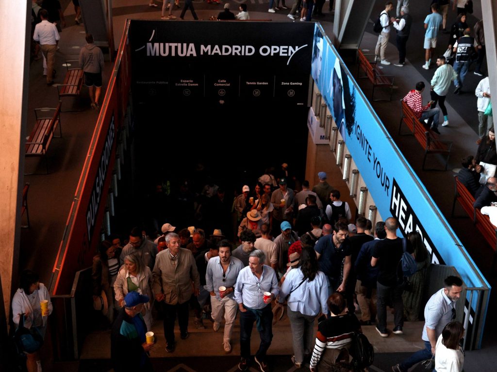 Spain, Portugal and southwestern France hit by massive power outage Spain, Portugal and southwestern France hit by massive power outage