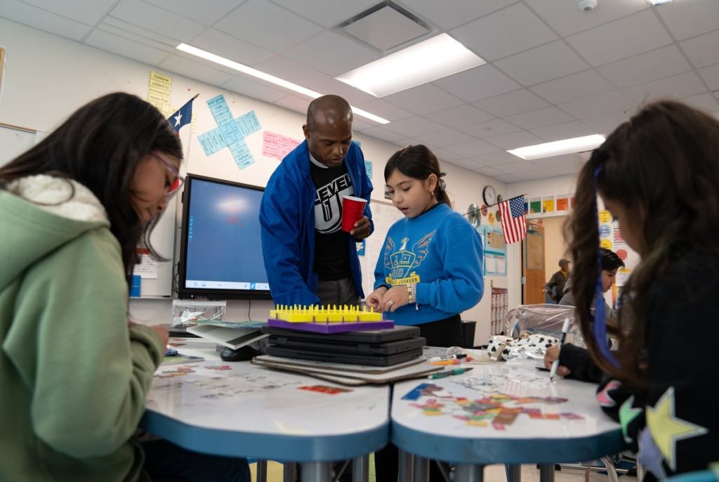 Texas Senate reveals billion school funding plan as it seeks middle ground with House Texas Senate reveals billion school funding plan as it seeks middle ground with House