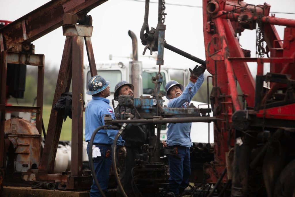 Texas has thousands of abandoned oil and gas wells. Who is responsible for cleaning them up? Texas has thousands of abandoned oil and gas wells. Who is responsible for cleaning them up?