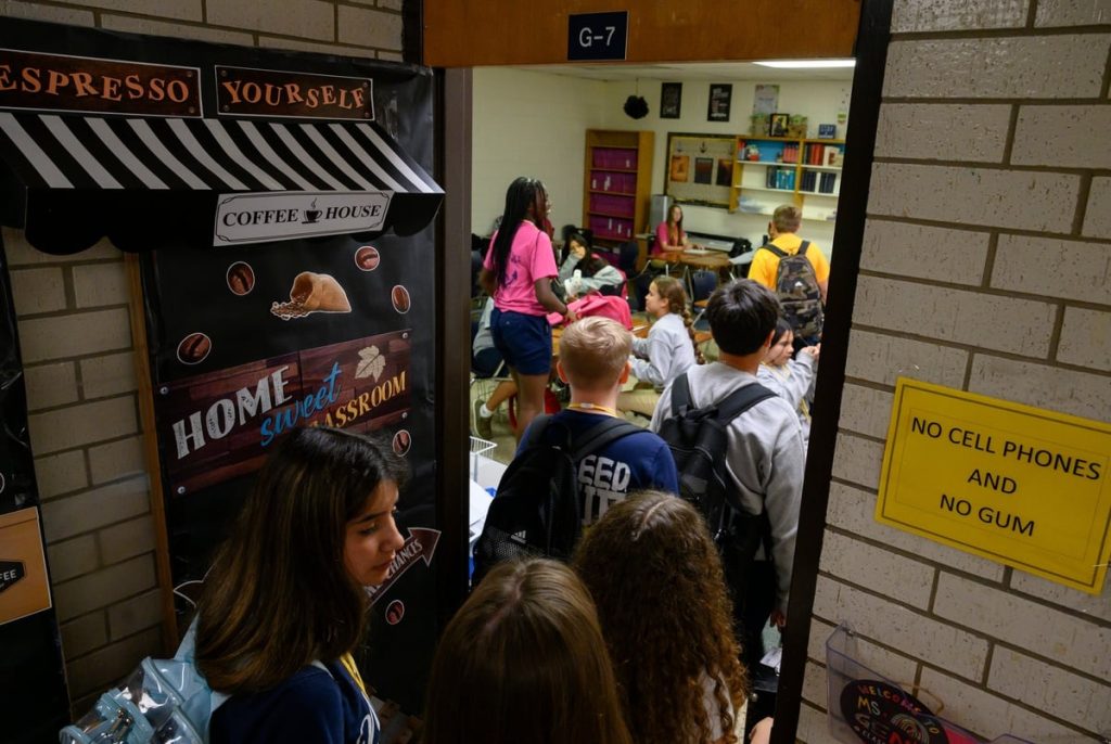 Bill that would ban cellphones in Texas public schools heads to Gov. Greg Abbott’s desk