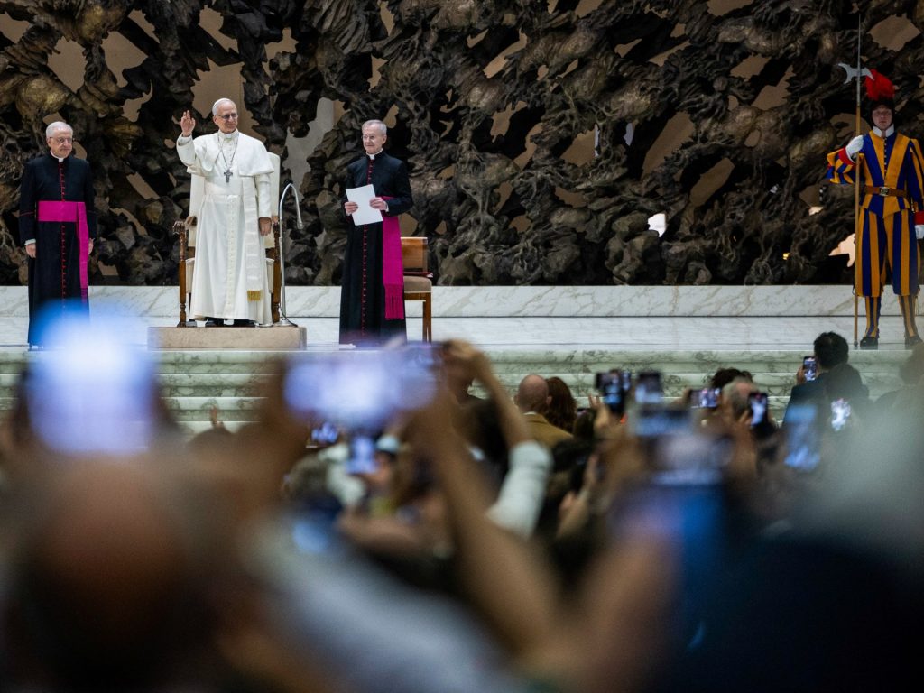 Pope Leo calls for release of jailed journalists, notes their courage