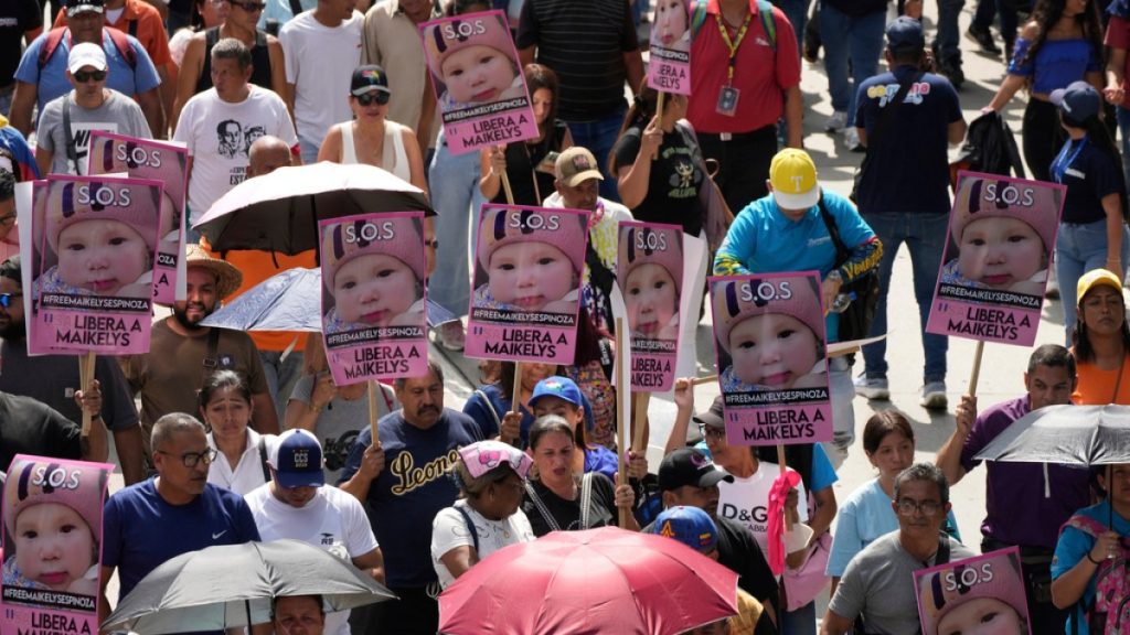 Toddler separated from mother deported from the US returned to Venezuela Toddler separated from mother deported from the US returned to Venezuela