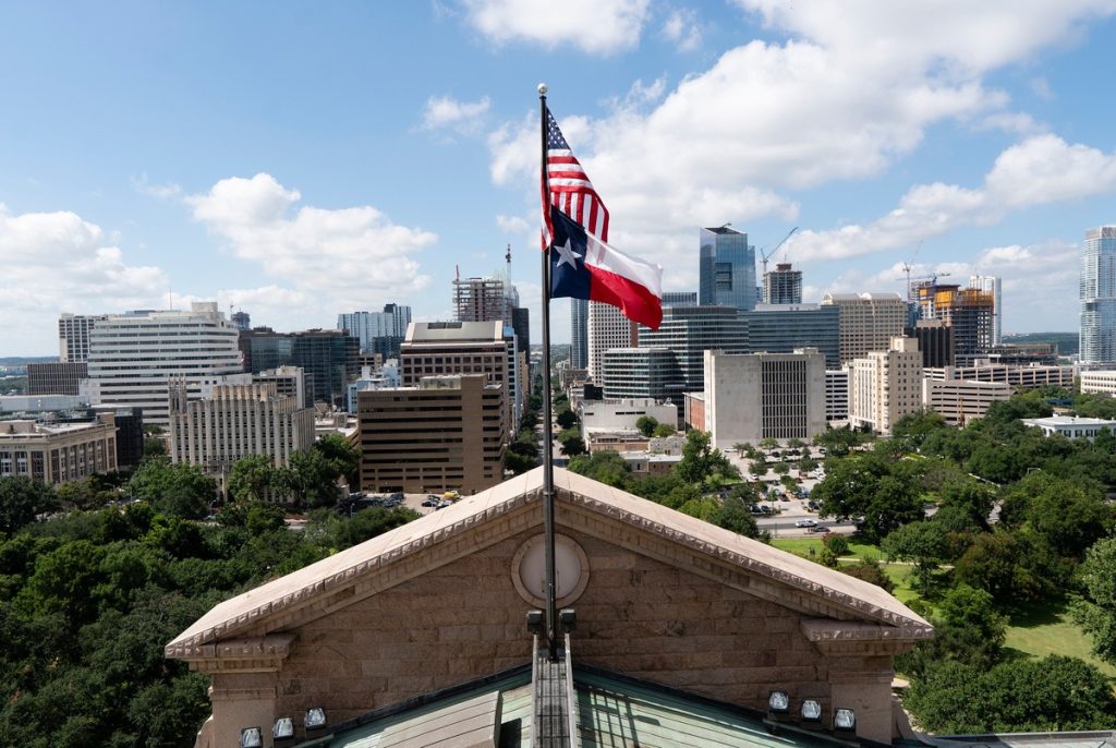 Texas Republican lawmakers may “financially handcuff” cities that don’t play by their rules Texas Republican lawmakers may “financially handcuff” cities that don’t play by their rules