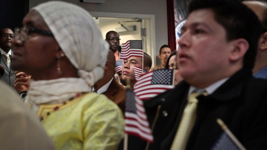 Democrats abandon tradition as 2028 presidential hopefuls openly declare White House ambitions Democrats abandon tradition as 2028 presidential hopefuls openly declare White House ambitions