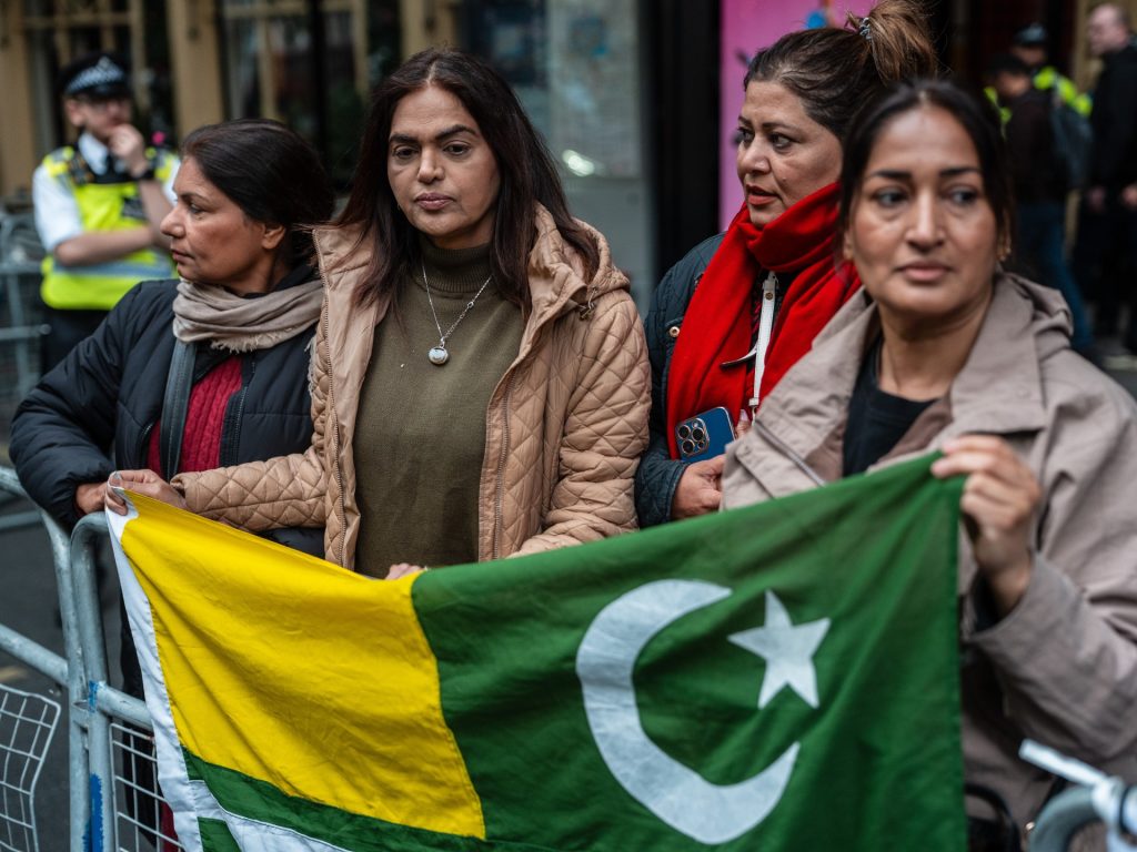 Who are the armed groups India accuses Pakistan of backing?