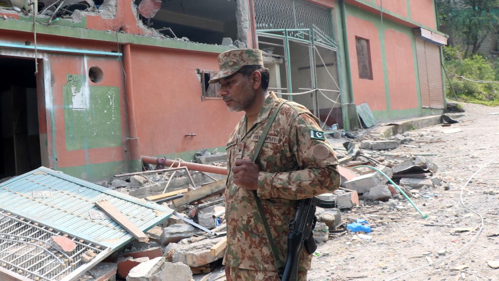 What we know about new India-Pakistan military confrontation What we know about new India-Pakistan military confrontation