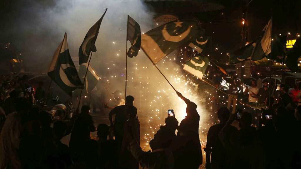 Will the truce between India and Pakistan resolve differences over Kashmir?