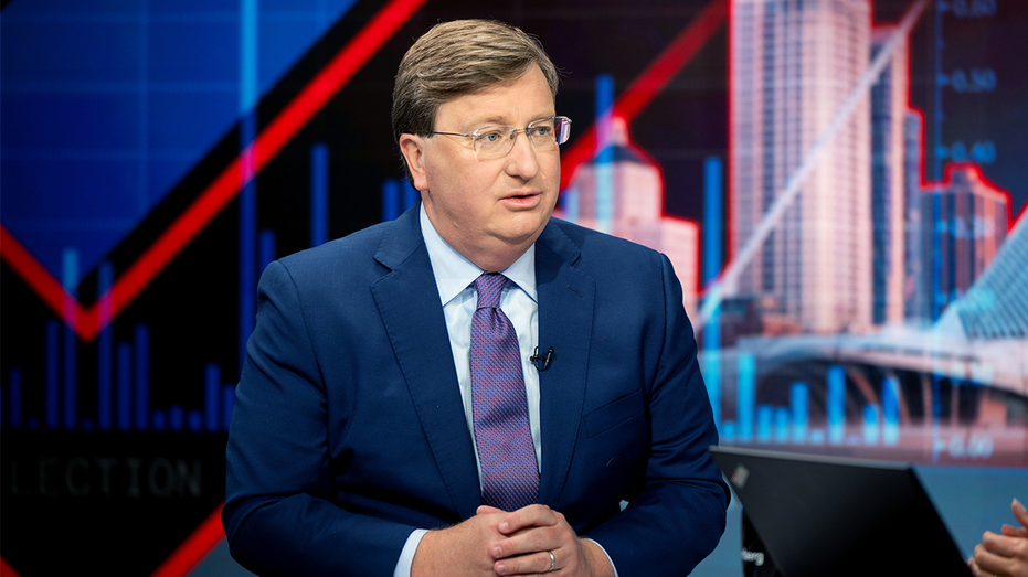 ‘Mississippi’s moment’: Gov Tate Reeves touts economic growth from eliminating income tax ‘Mississippi’s moment’: Gov Tate Reeves touts economic growth from eliminating income tax