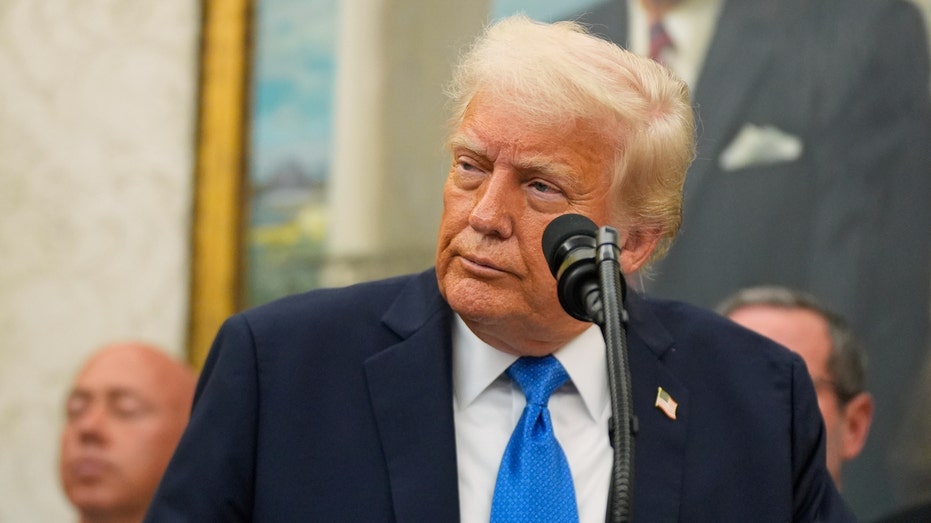 Federal judge blocks Trump admin from firing 2 Dem members of privacy oversight board Federal judge blocks Trump admin from firing 2 Dem members of privacy oversight board