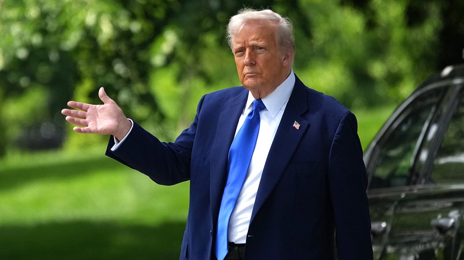 Federal judge orders Trump administration to track deported immigrants to South Sudan Federal judge orders Trump administration to track deported immigrants to South Sudan