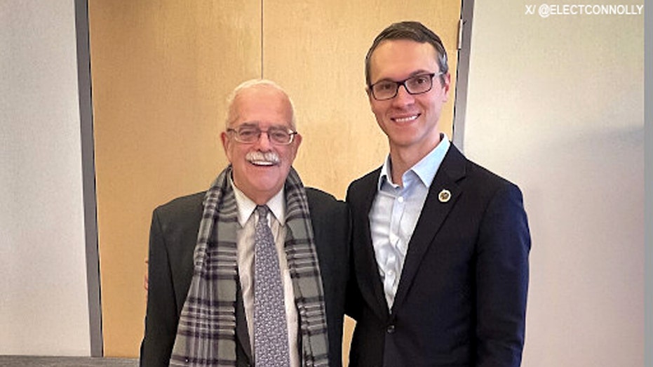 Dead congressman’s social media accounts resurrected to boost former chief of staff’s congressional bid Dead congressman’s social media accounts resurrected to boost former chief of staff’s congressional bid