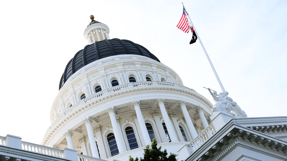 CA bill would allow inmates sentenced to life without parole to seek early release if crime was before age 26 CA bill would allow inmates sentenced to life without parole to seek early release if crime was before age 26