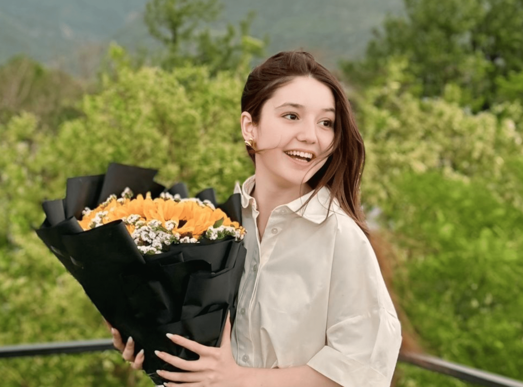 Who was Sana Yousaf, Pakistani TikTok star shot dead by a gunman? Who was Sana Yousaf, Pakistani TikTok star shot dead by a gunman?