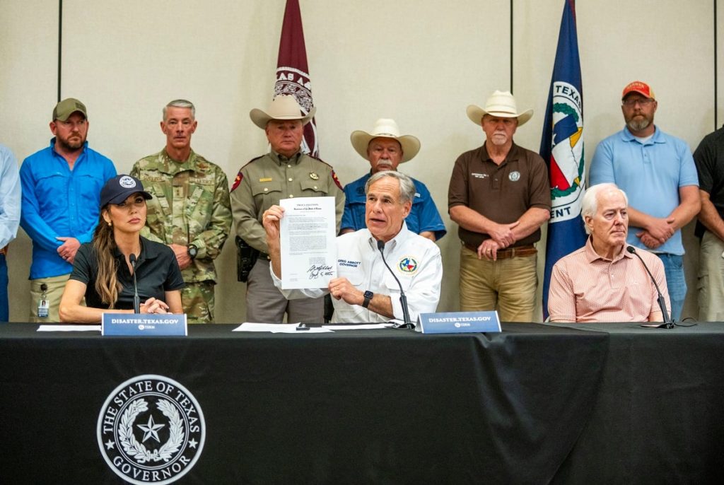Sirens, gauges and flood prevention: What the Texas Legislature could do in response to Hill Country disaster Sirens, gauges and flood prevention: What the Texas Legislature could do in response to Hill Country disaster