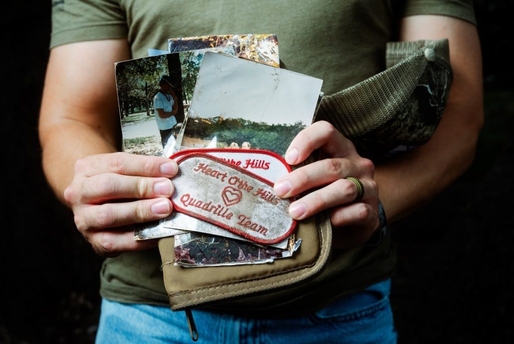 “You can’t replace memories”: Volunteers seek to return personal items after Texas floods “You can’t replace memories”: Volunteers seek to return personal items after Texas floods