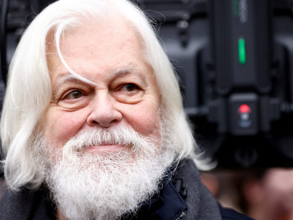 Interpol takes whaling activist, Sea Shepherd founder off wanted list