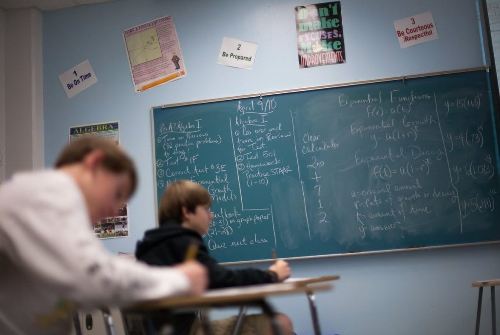 Texas’ public ed funding boost brings some relief but erodes districts’ independence, school leaders say Texas’ public ed funding boost brings some relief but erodes districts’ independence, school leaders say