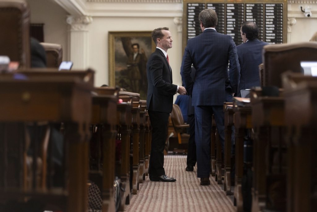 Former Speaker Dade Phelan won’t seek reelection to Texas House