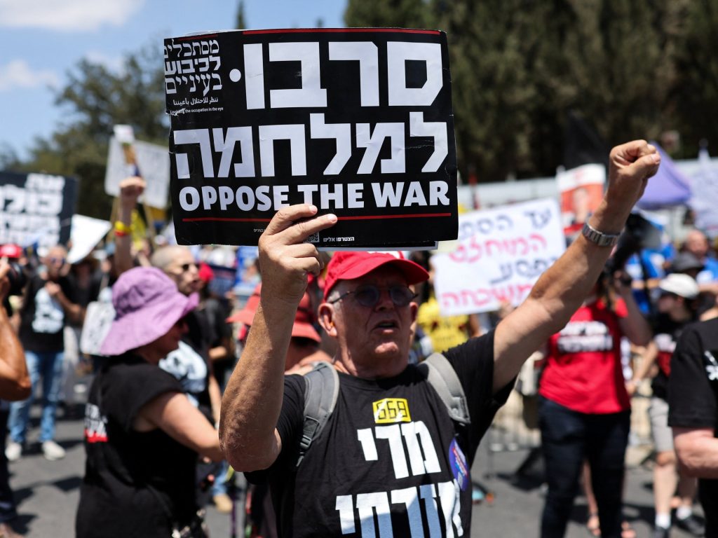 More than 600 former Israeli security chiefs urge Trump to end Gaza war