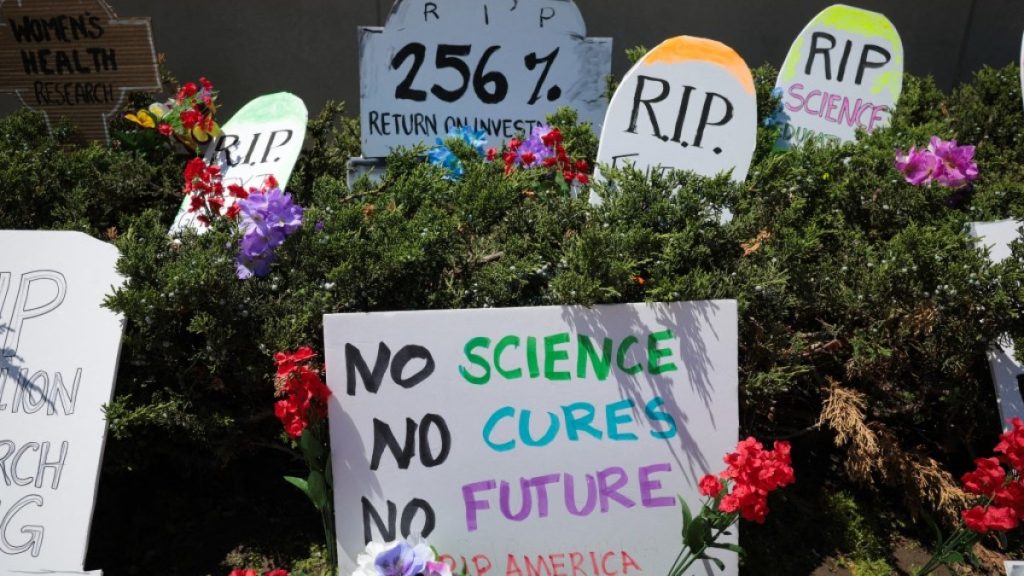 US Supreme Court rules Trump admin can cut nearly 0m in health funding US Supreme Court rules Trump admin can cut nearly 0m in health funding